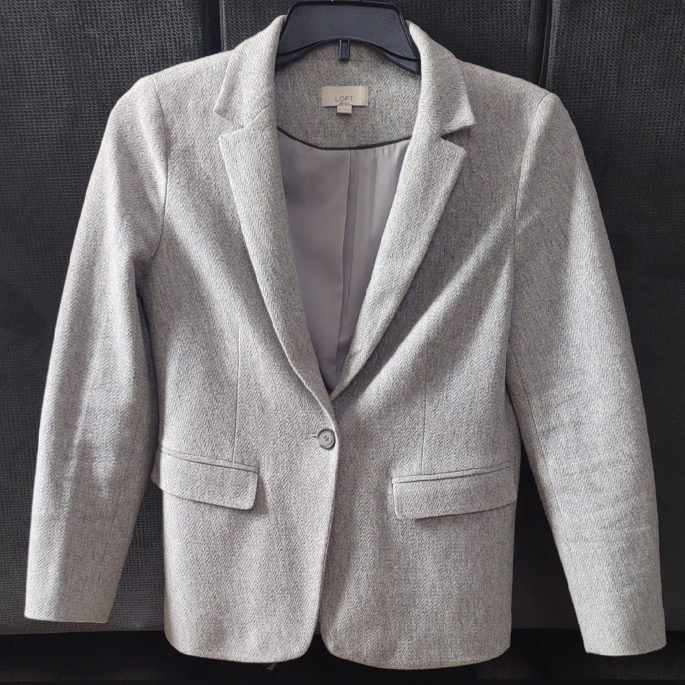 Loft Gray tweed blazer with suede elbow patches, 8 Petite.